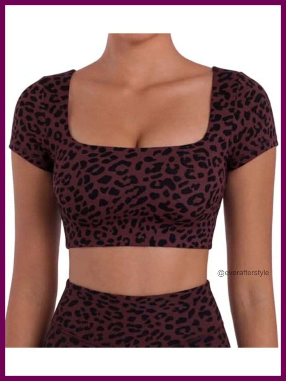 Built-in Bra Square Neck Cropped Fitted Short Sleeve Active Top